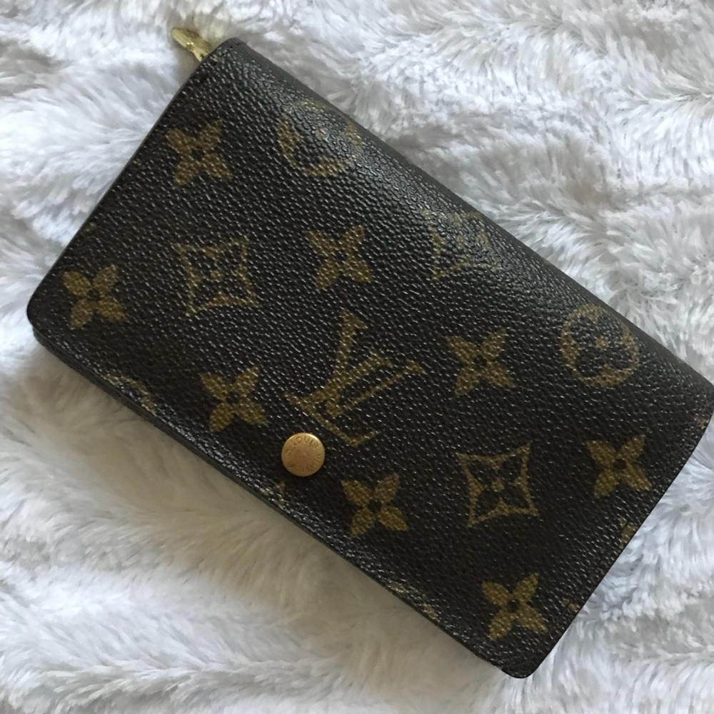 Authentic Louis Vuitton wallet